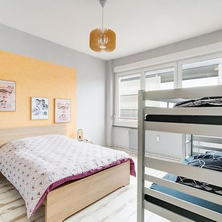 Superbe Appartement A Une Minute A Pied De La Gare Épinal Exteriör bild