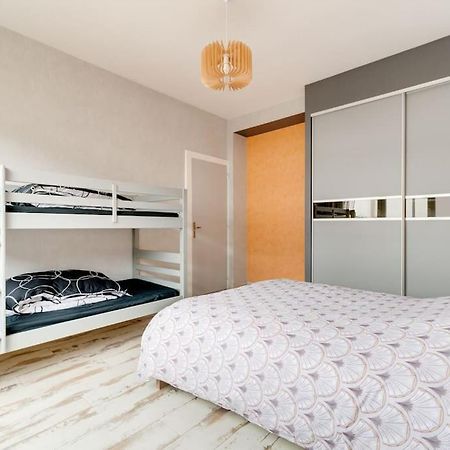 Superbe Appartement A Une Minute A Pied De La Gare Épinal Exteriör bild